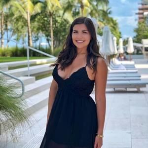 Meet your Posher, Carley